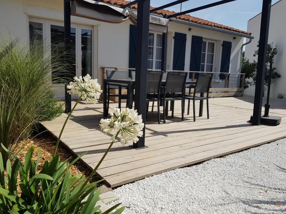 Charmante maison de vacances Saint-Gilles-Croix-de-Vie Exterior foto